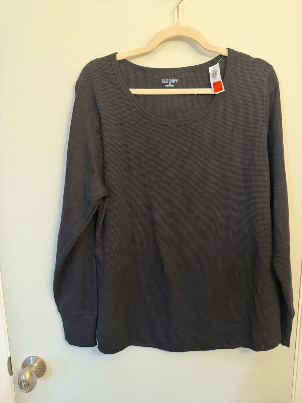 Old Navy Charcoal Waffle Knit Long Sleeve Top - XL